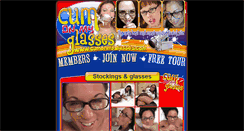 Desktop Screenshot of cumonmyglasses.com